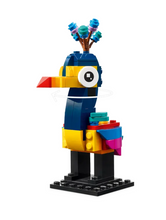 Load image into Gallery viewer, Disney and Pixar Carl, Russell & Kevin BrickHeadz™