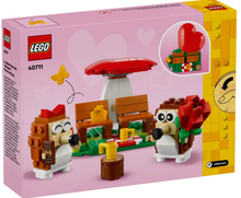 Load image into Gallery viewer, LEGO® Hedgehog Picnic Date