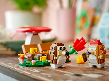 Load image into Gallery viewer, LEGO® Hedgehog Picnic Date