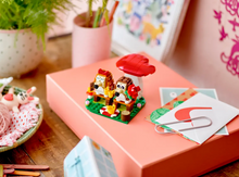 Load image into Gallery viewer, LEGO® Hedgehog Picnic Date
