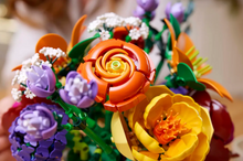 Load image into Gallery viewer, Flower Arrangement - LEGO® Botanical Collection