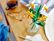 Load image into Gallery viewer, LEGO® Daffodils