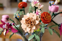 Load image into Gallery viewer, Pretty Pink Flower Bouquet