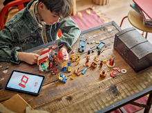 Load image into Gallery viewer, LEGO® ONE PIECE Buggy the Clown’s Circus Tent
