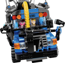 Load image into Gallery viewer, Battle Bus LEGO® Fortnite
