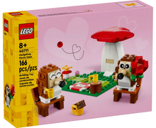 Load image into Gallery viewer, LEGO® Hedgehog Picnic Date
