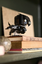 Load image into Gallery viewer, Luna Lovegood™&amp; Thestral - LEGO® BrickHeadz™
