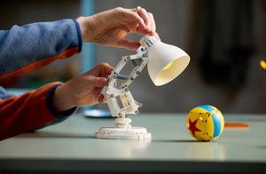 Disney Pixar Luxo Jr.- LEGO® ǀ Disney