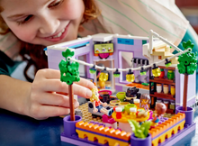 Load image into Gallery viewer, Heartlake City Community Kitchen - LEGO® Friends
